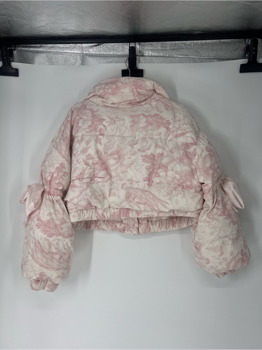 Selkie Pink White Floral Cropped Bow Sleeve Coquette Girly Puffer Jacket Large - Picture 8 of 9